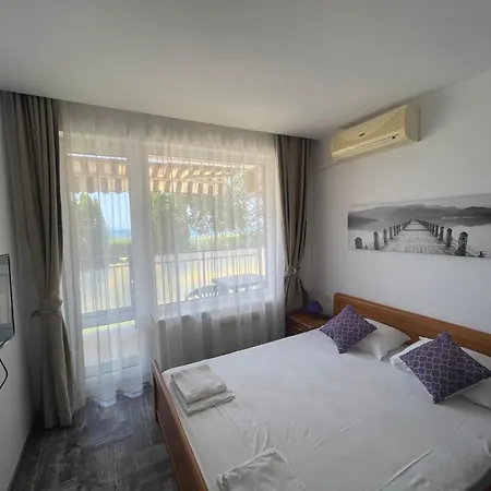 דירה Noks Sp Apartments-elenite *